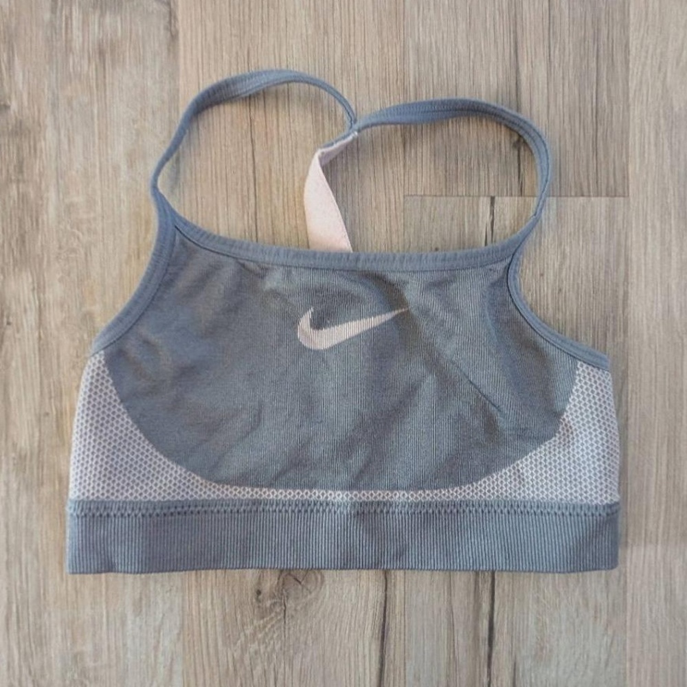 3/$20 Nike Grey Mesh Racerback Sports Bra, Girls Size Small (k8)